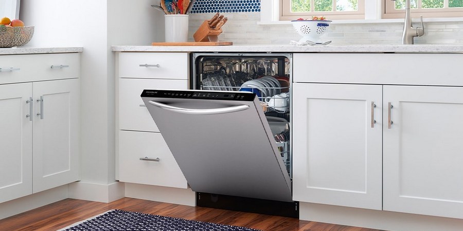 маленькая кухня со стиральной и посудомоечной машиной | Дзен